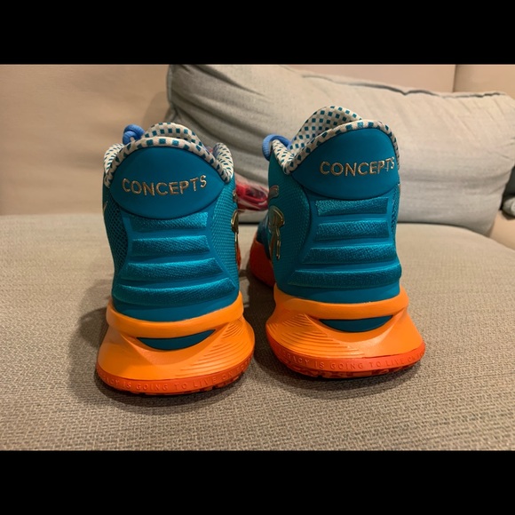 Nike Kyrie 7 Concepts Horus Mens Basketball Shoes - Picture 9 of 11